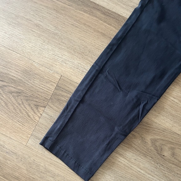 JustFab Woman’s Black Slim-Fit Trousers - Size Small- LIKE NEW - Picture 6 of 6